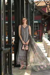NOOR BY SAADIA ASAD - CHIKANKARI - D9 - LAWN "26