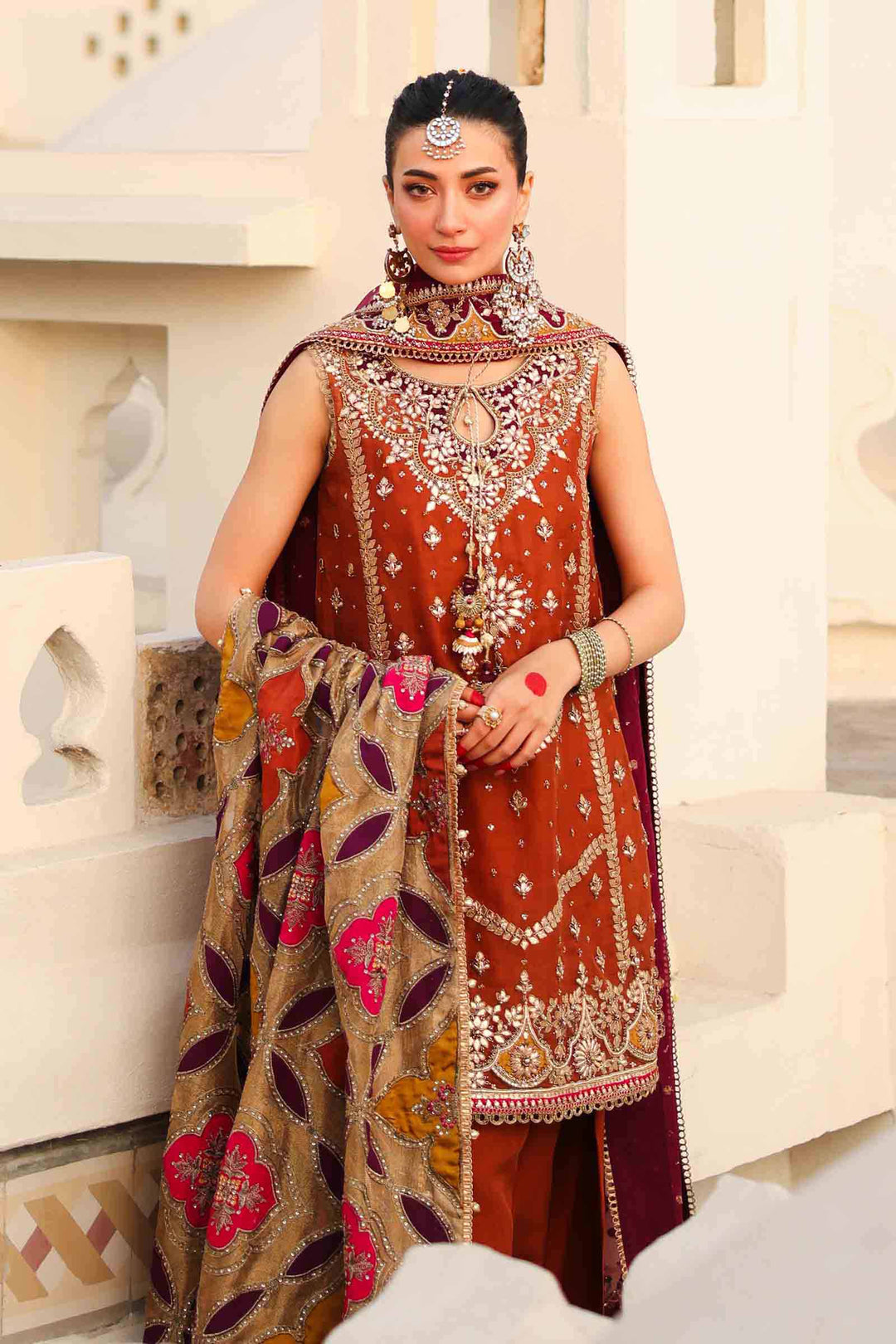 REPLICA MARIA B NOOR JAHAN