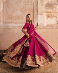 REPLICA - FAIZA SAQLAIN - CASSIA ‘25