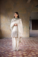 REPLICA - ERUM KHAN - HOORAIN ‘25