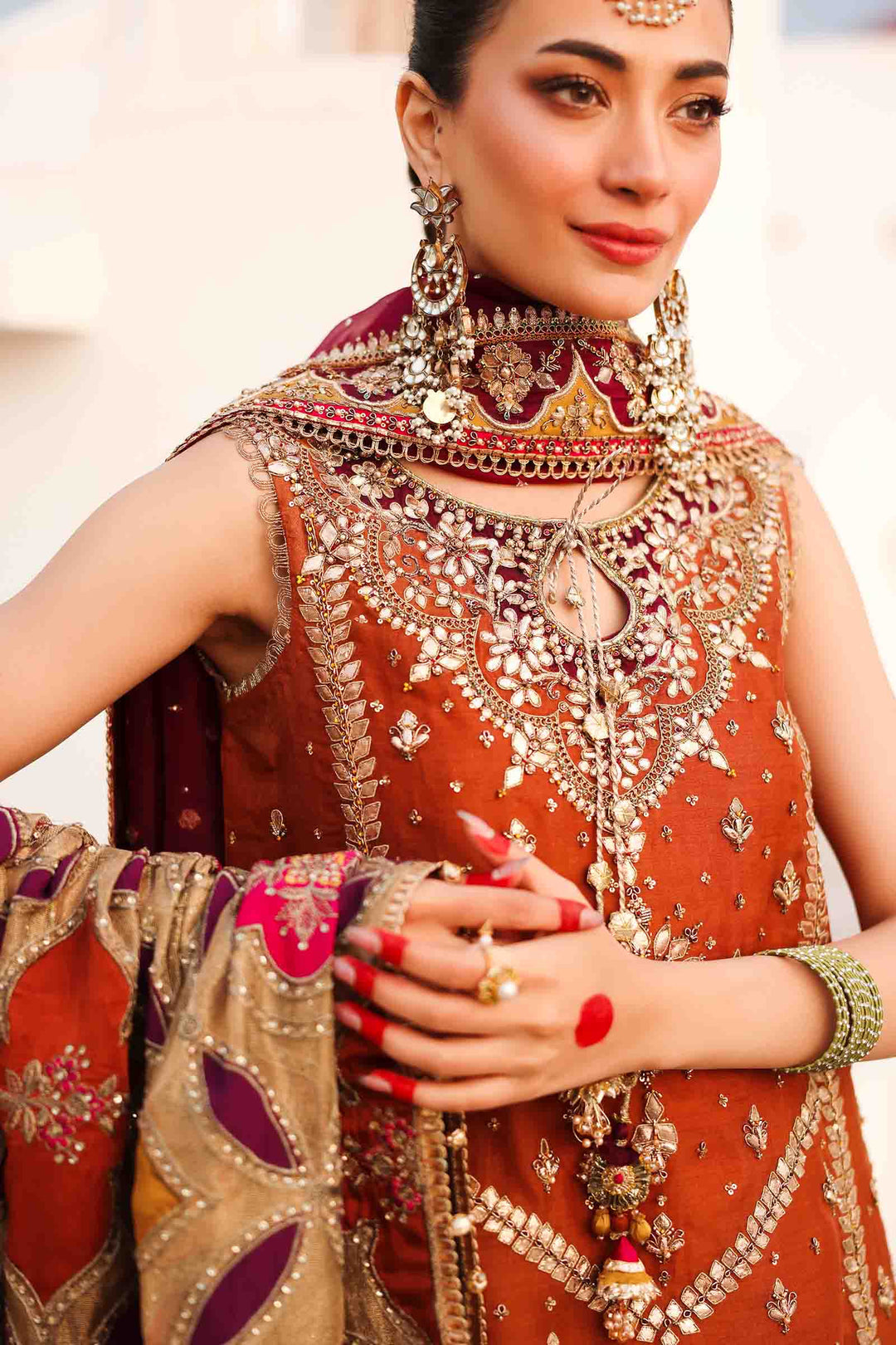 REPLICA MARIA B NOOR JAHAN