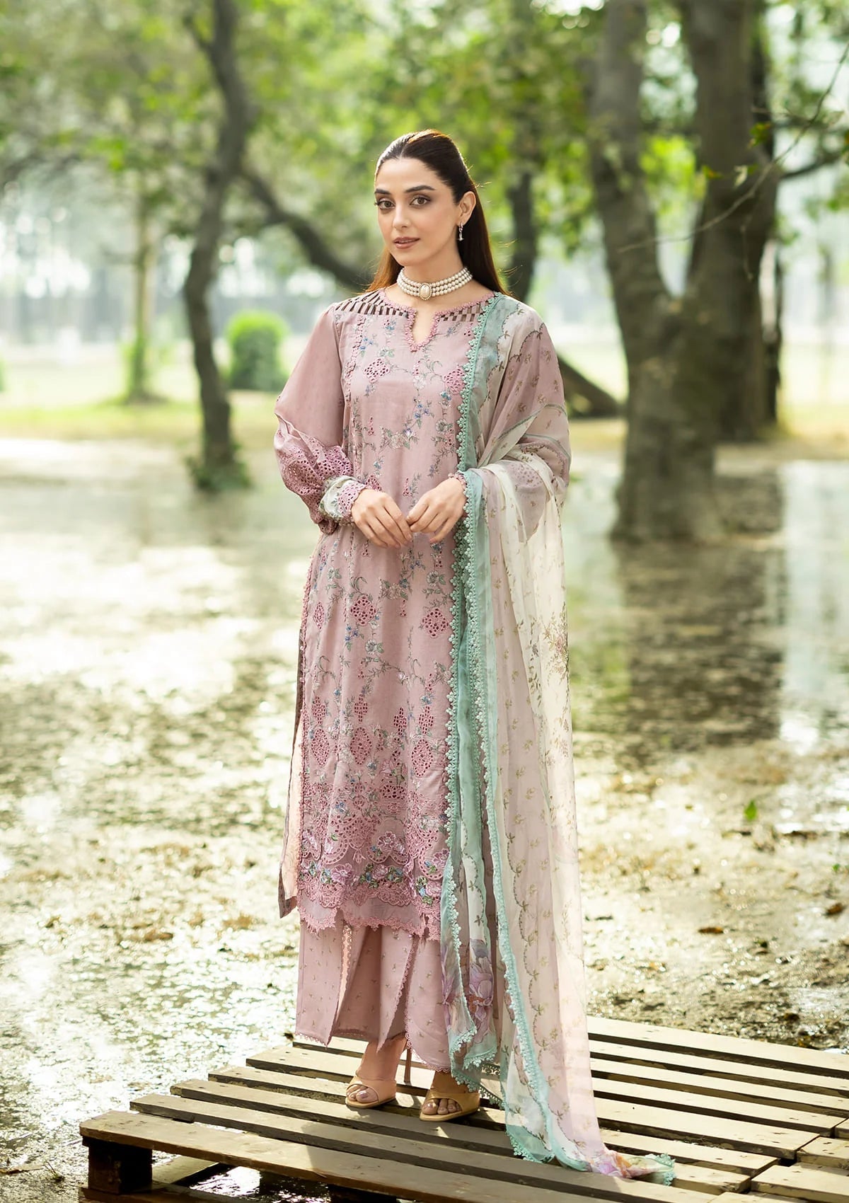 ELAF - CHIKANKARI LAWN - 8A '26