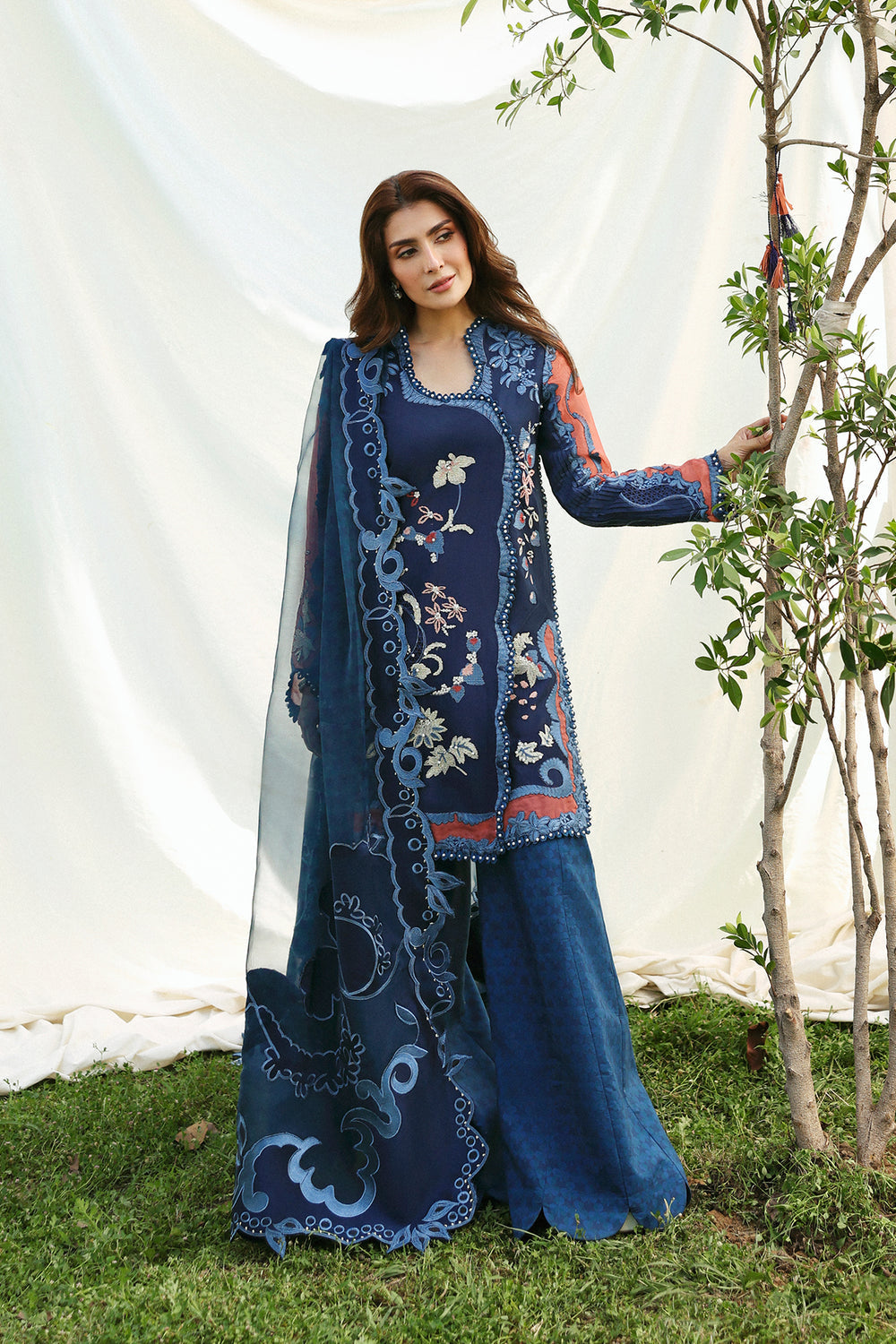 AFROZEH - LUXURY - A LAWN - AVAIA '26