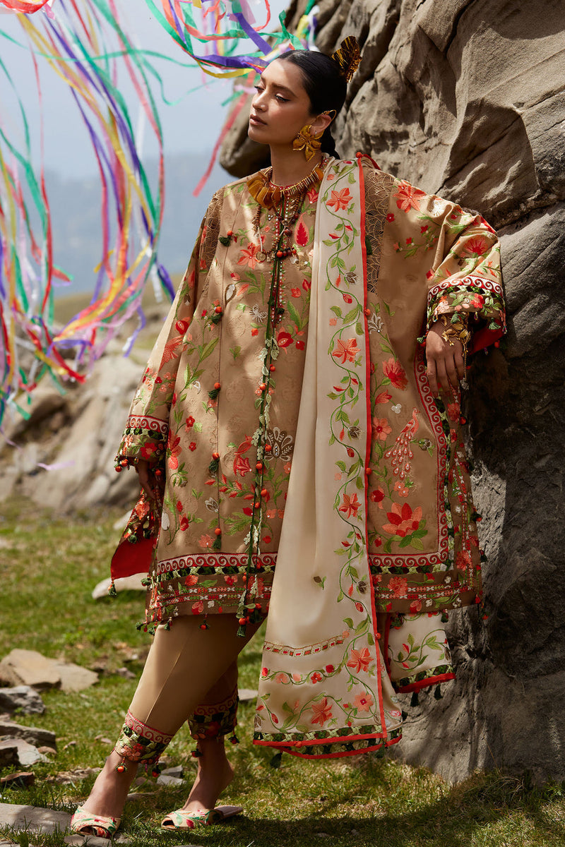 ELAN KASHMEE LAWN '26