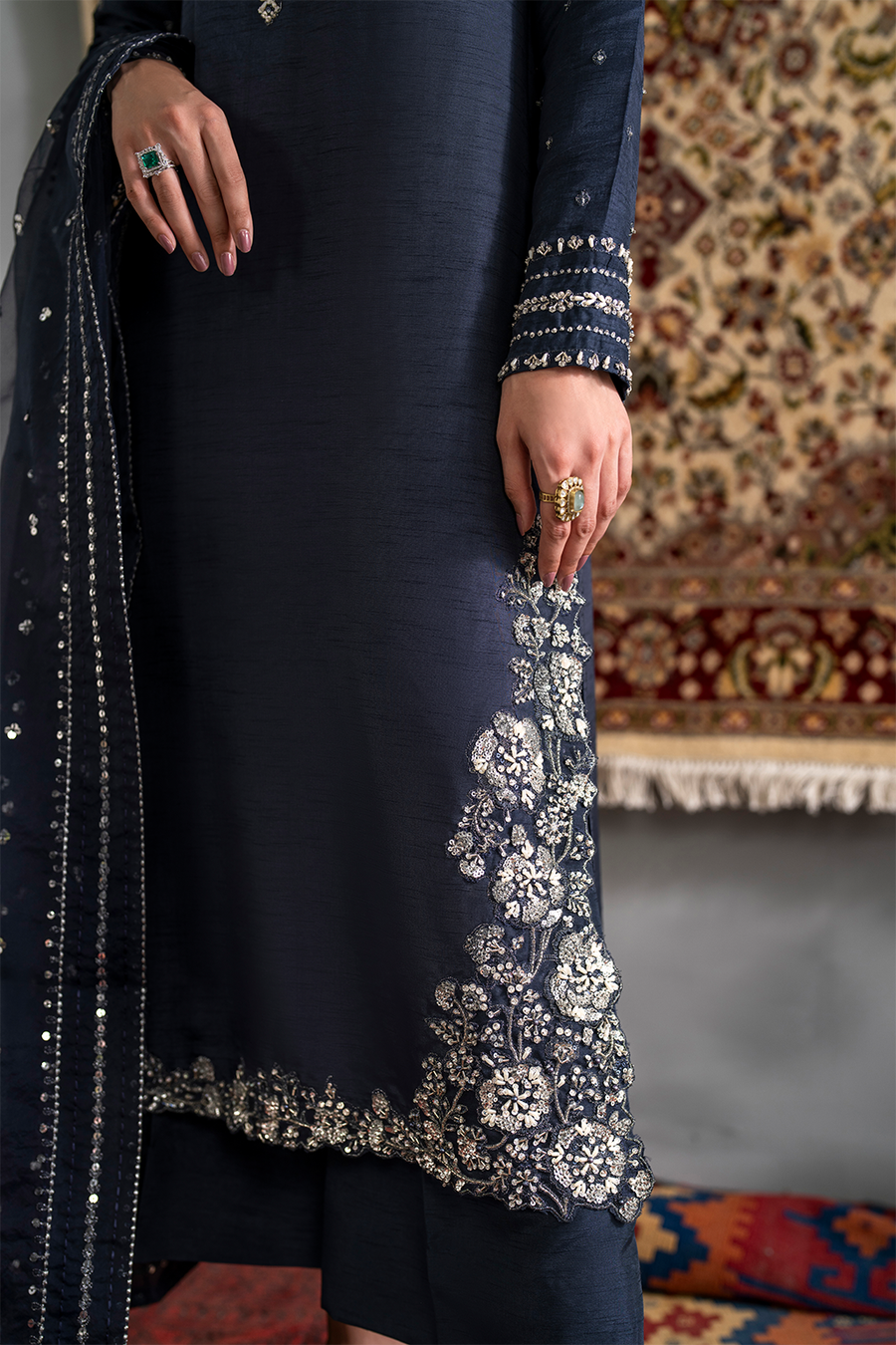 IZNIK IRS-11 RAWSILK