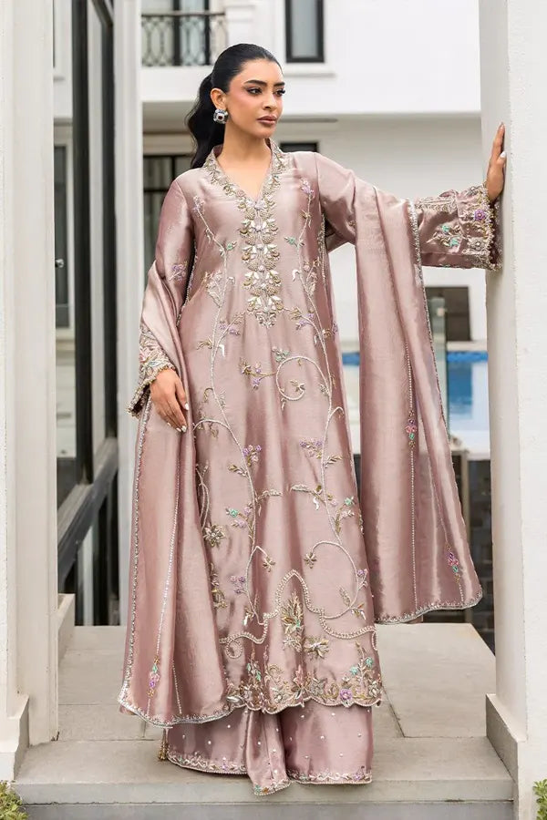 REPLICA - SUNNIA MANAHIL - AC40