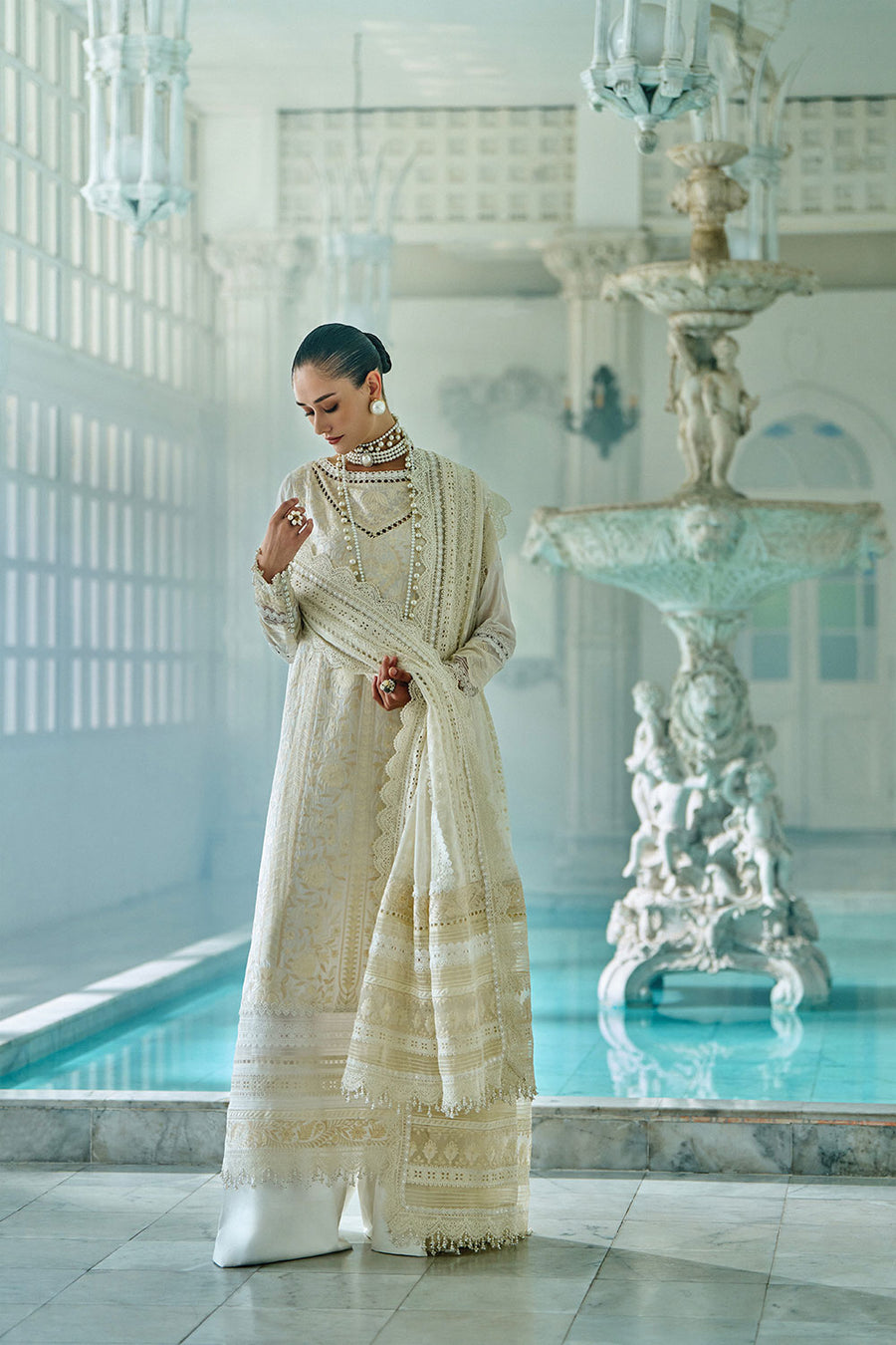 SOBIA NAZIR - LUXURY LAWN - 9A '26